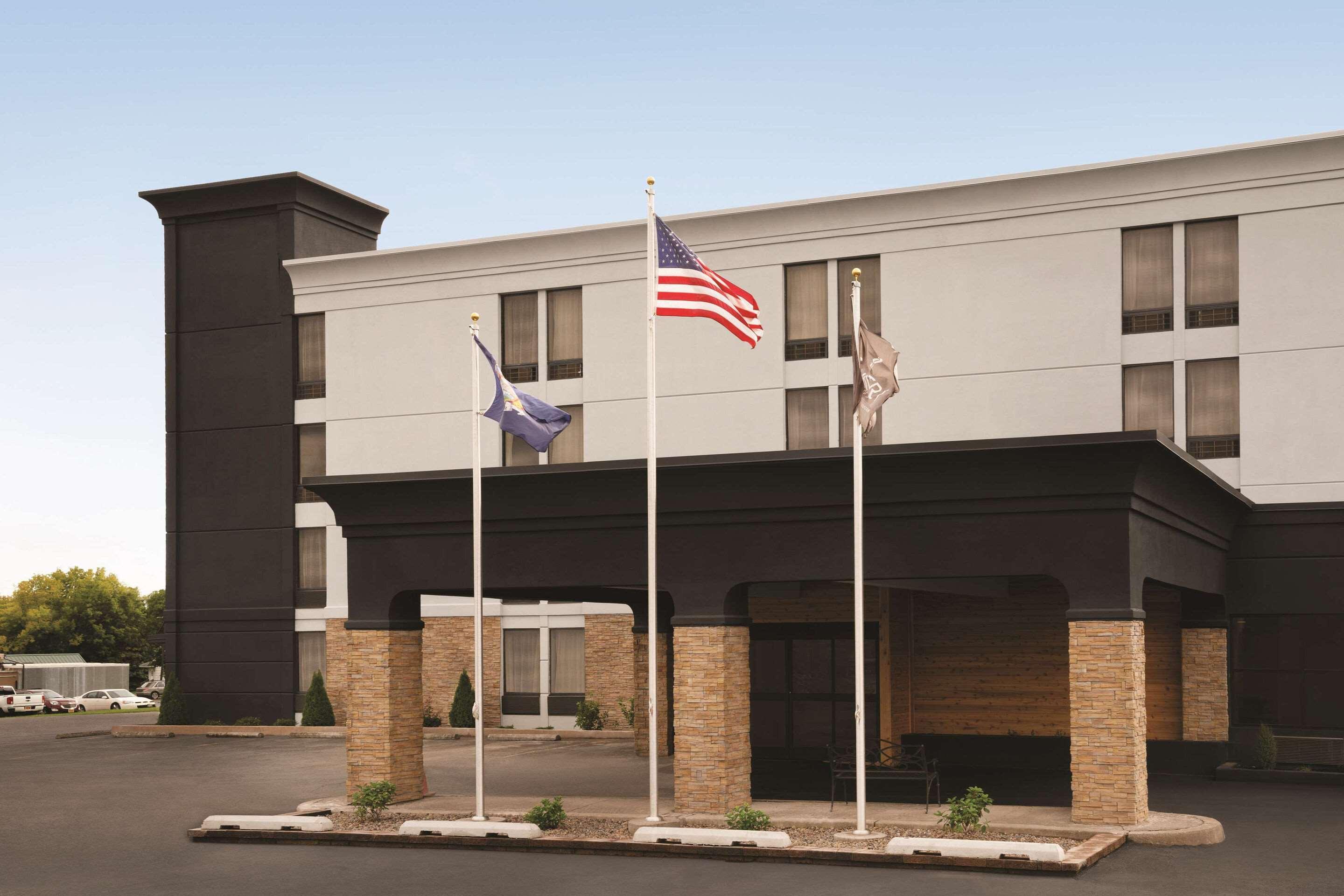 Comfort Inn & Suites Liverpool - Syracuse North Zewnętrze zdjęcie